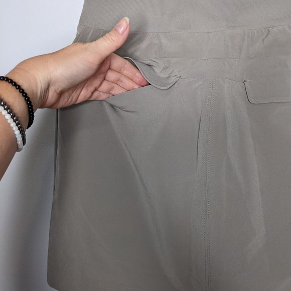 Athleta Taupe Soho Skort Zip Pockets Built in Shorts Under Skirt Stretch Size 0 - Picture 8 of 8